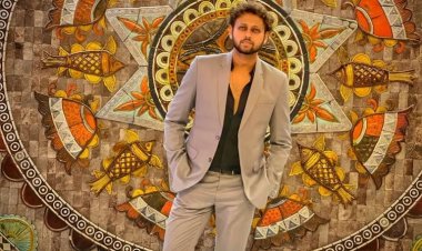 Author Akshay Kumar is on the golden path of success